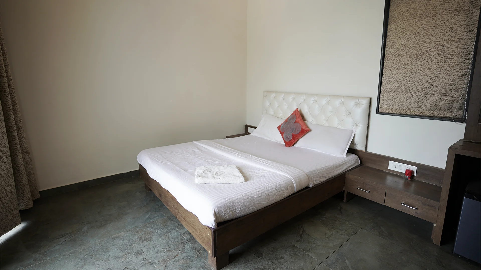 Room Gallery Image