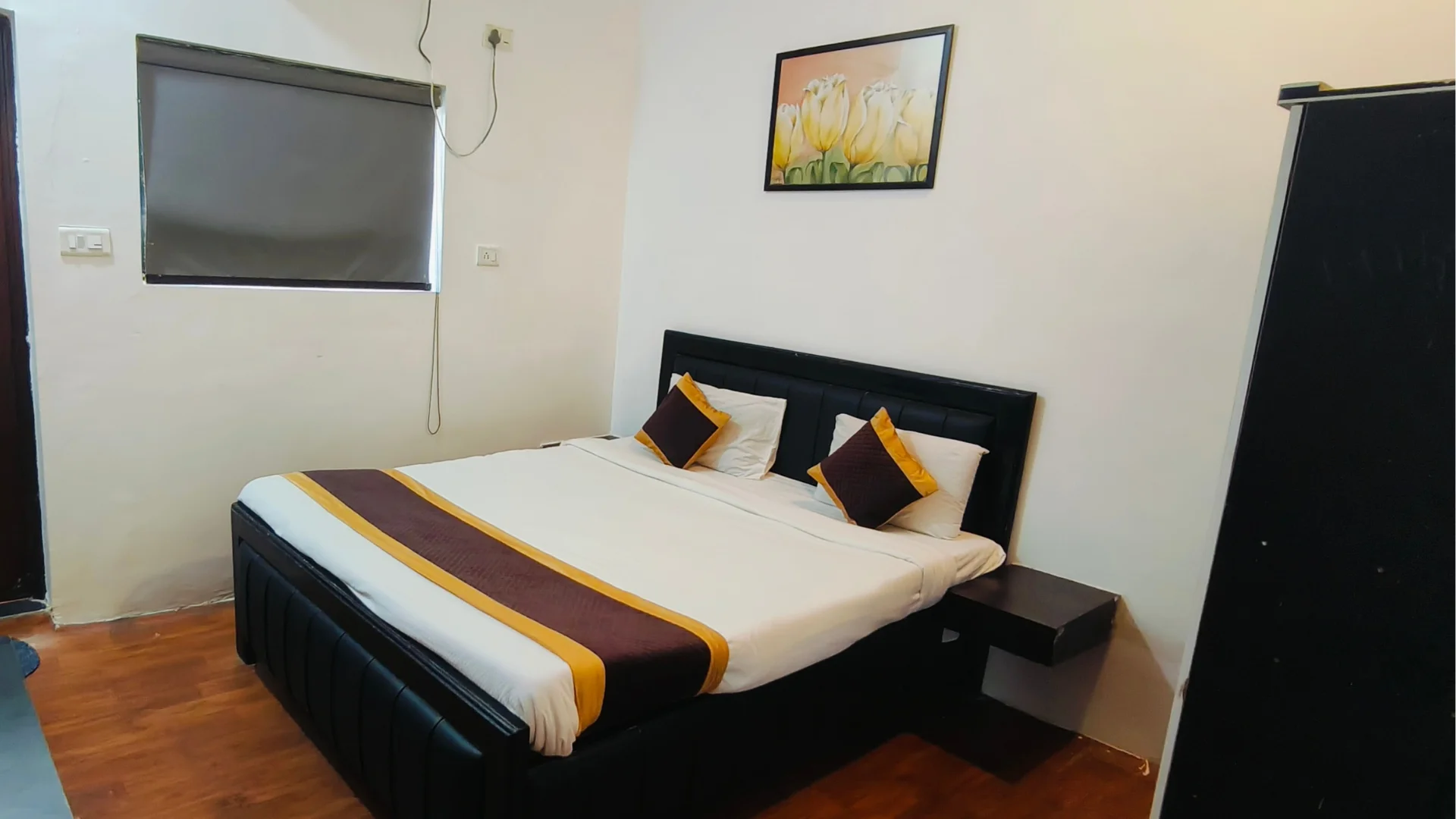 Room Gallery Image