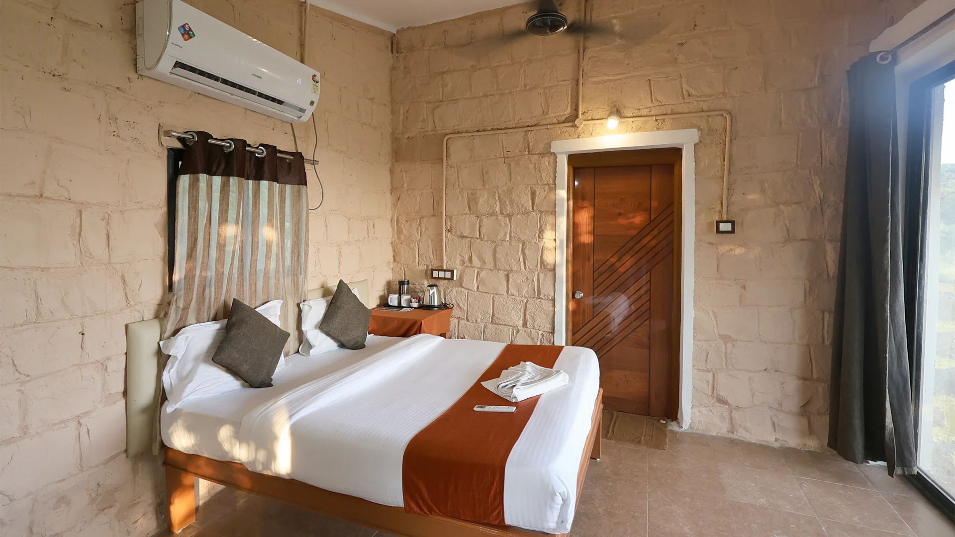 Room Gallery Image