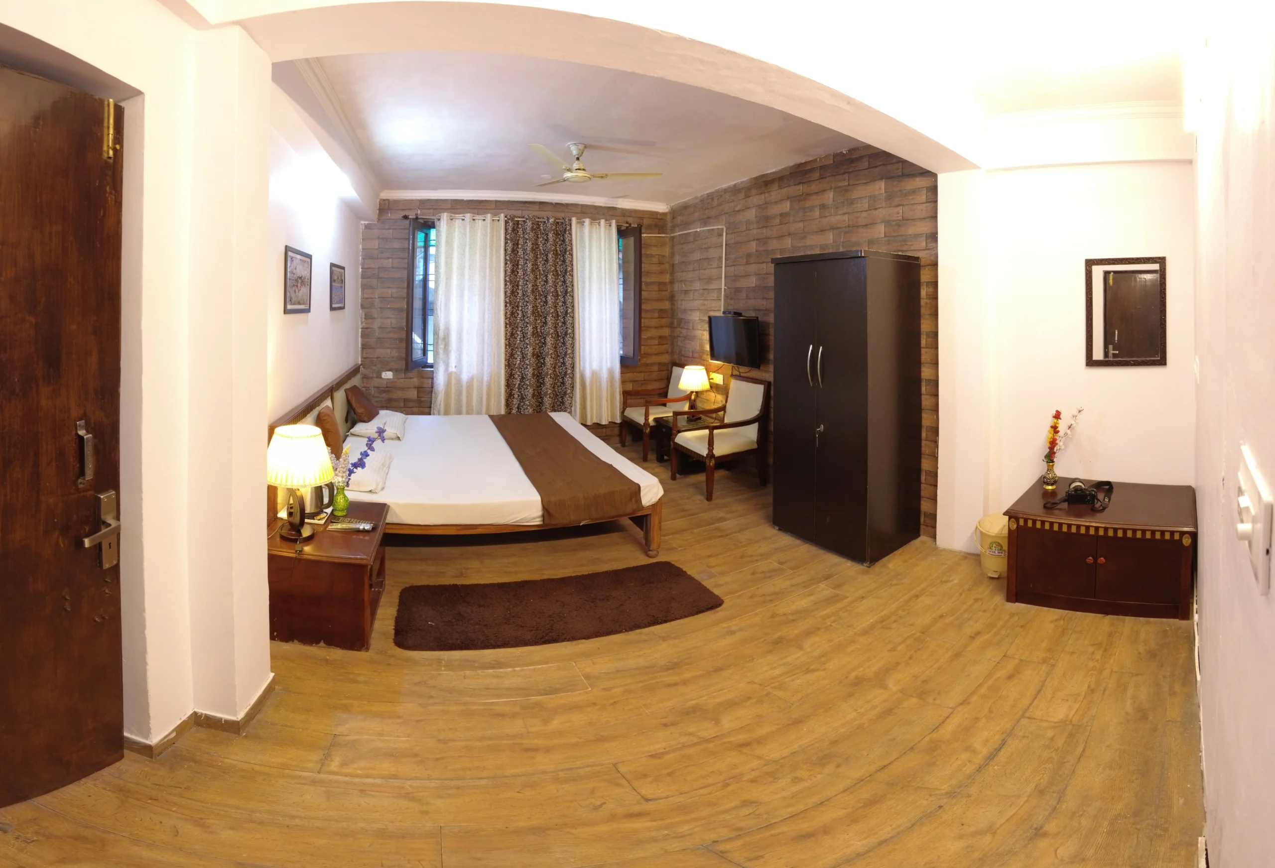 Room Gallery Image